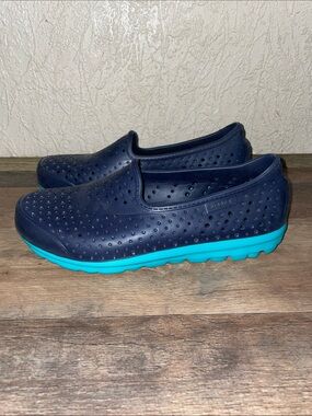 Skechers H2Go Shoes